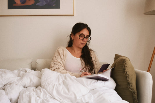 Réagir depuis une blessure ou s’exprimer de manière consciente ?